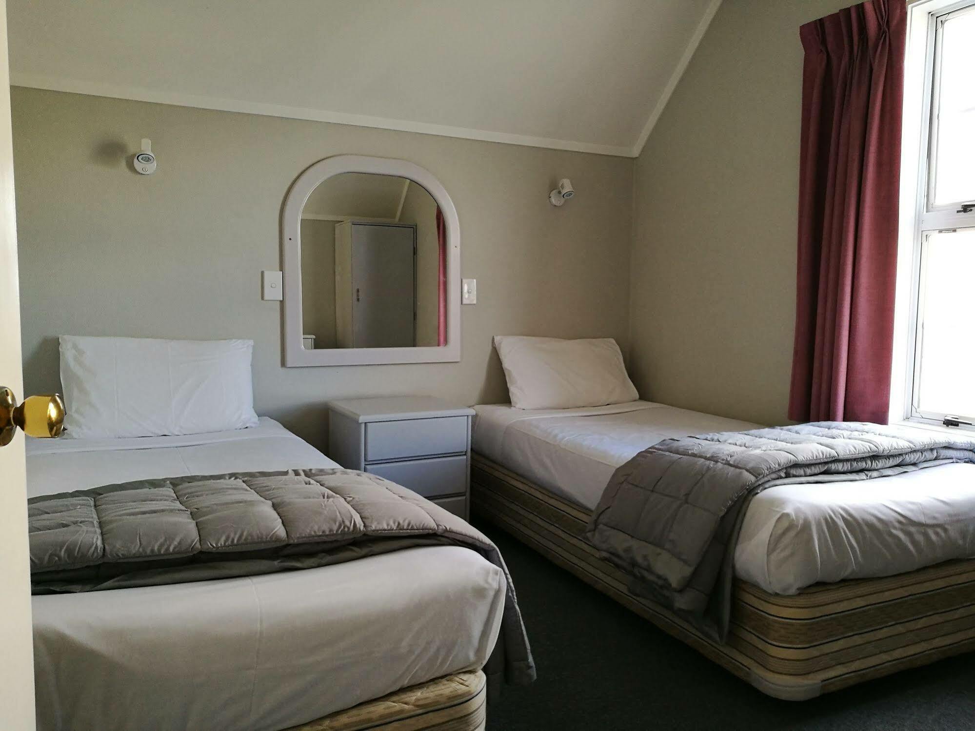 Phoenix Thermal Resort - Taupo Dış mekan fotoğraf